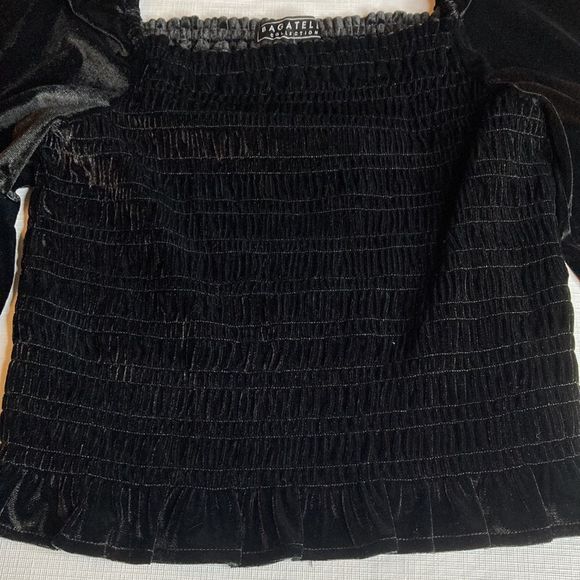Bagatelle Top Black Velvet Smocked Long Sleeves Off the Shoulder Top - Picture 9 of 13